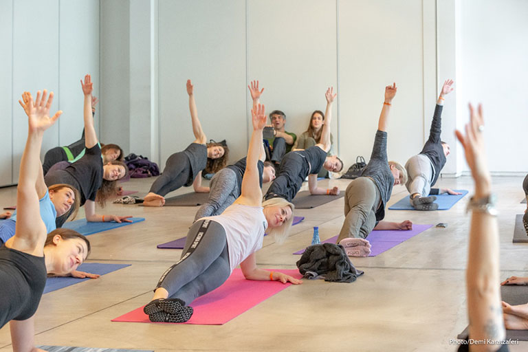 Aula aberta de Pilates na segunda-feira